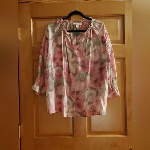 Skye's The Limit Lightweight Pink Floral 3/4 Sleves Blouse